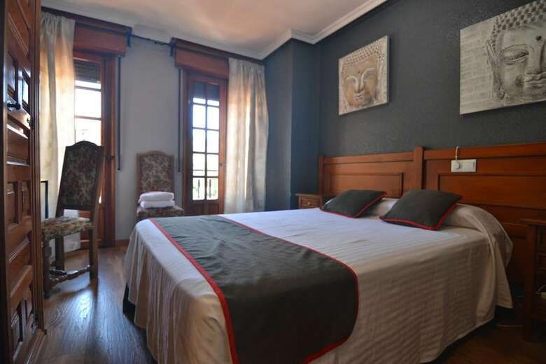 Hotel Hoster�a El Bodeg�n De Gredos