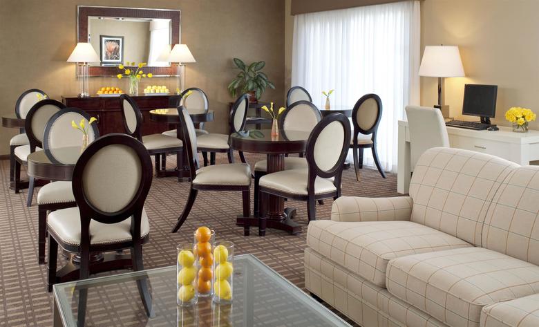 Sheraton Tucson Hotel & Suites