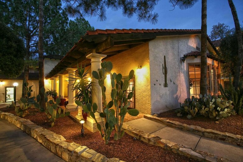 Hotel Doubletree Suites By Hilton Tucson Airport