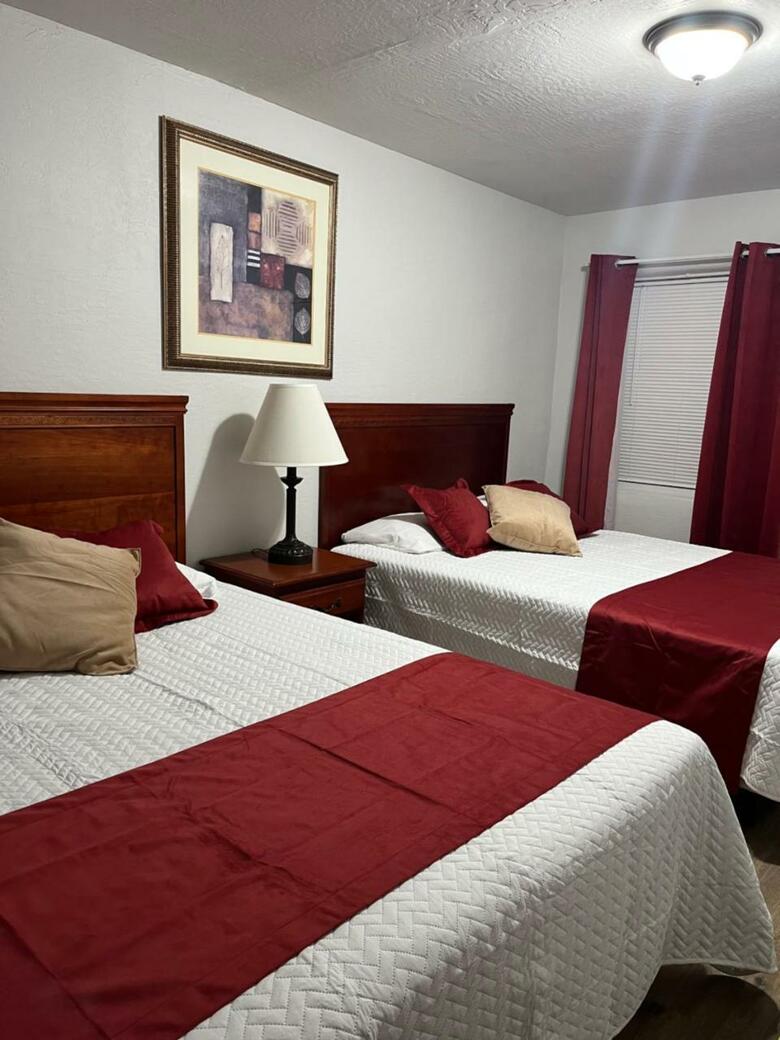 9 Arizona Motor Hotel