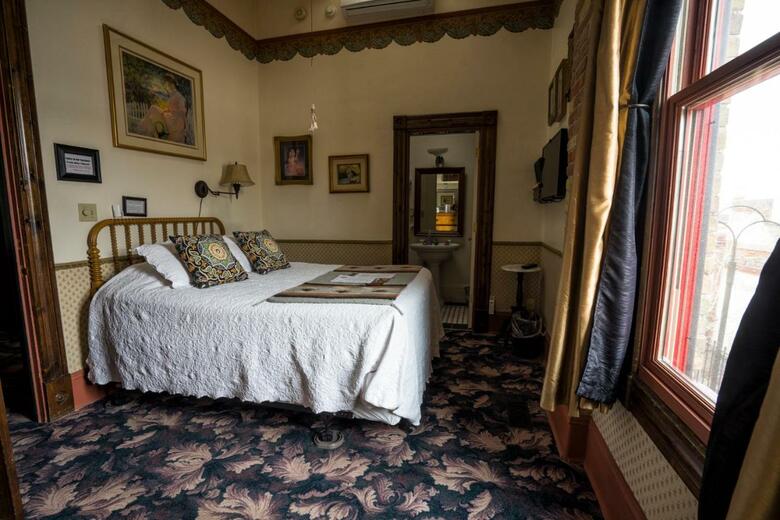 Red Garter B&B Inn