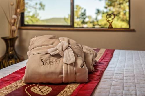 Bed & Breakfast Sheridan House Inn- Adult Only Accommodation