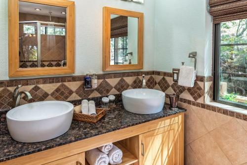Bed & Breakfast Sheridan House Inn- Adult Only Accommodation