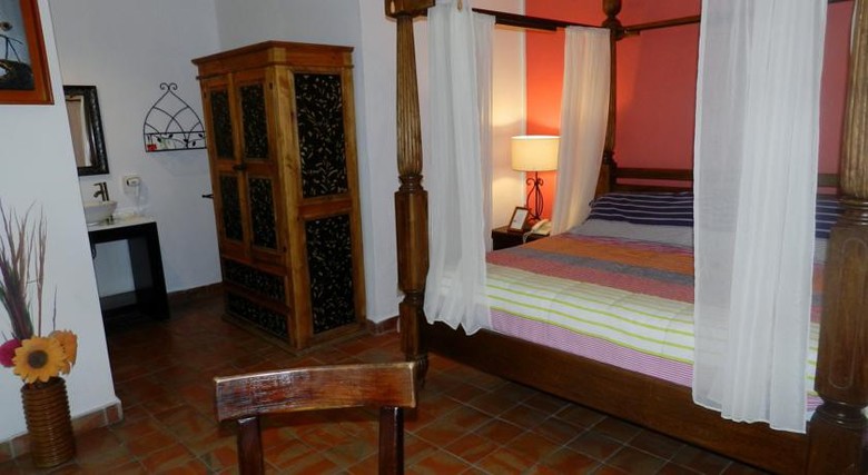 Rosa Morada Bed & Breakfast