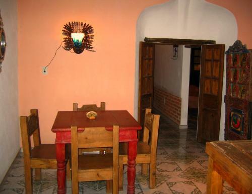 Hotel El Zopilote Mojado