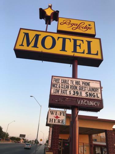 Regalodge Motel