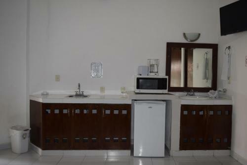 Hotel Plaza Almendros