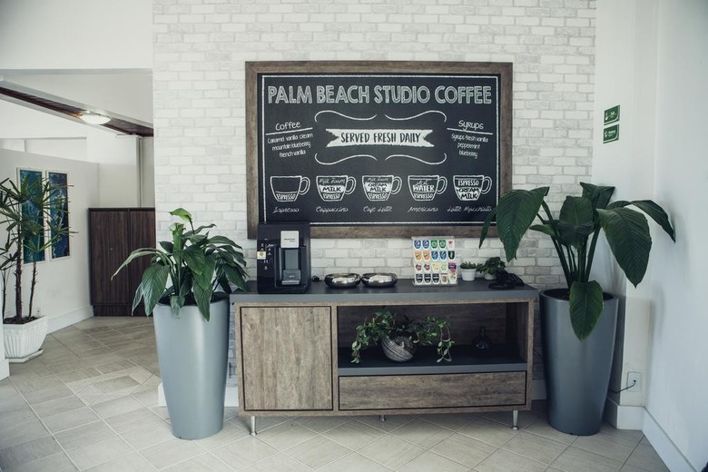 Palm Beach Apart Hotel