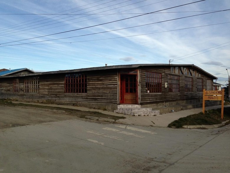 Hostal El Sendero