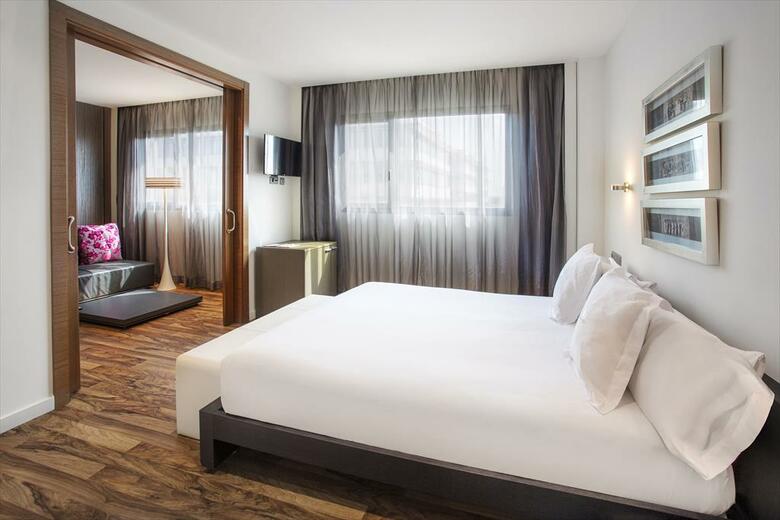 Azz Valencia T�ctica Hotel