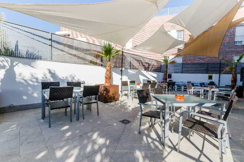 Hotel Conquista De Granada