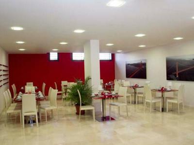 Hotel Conquista De Granada
