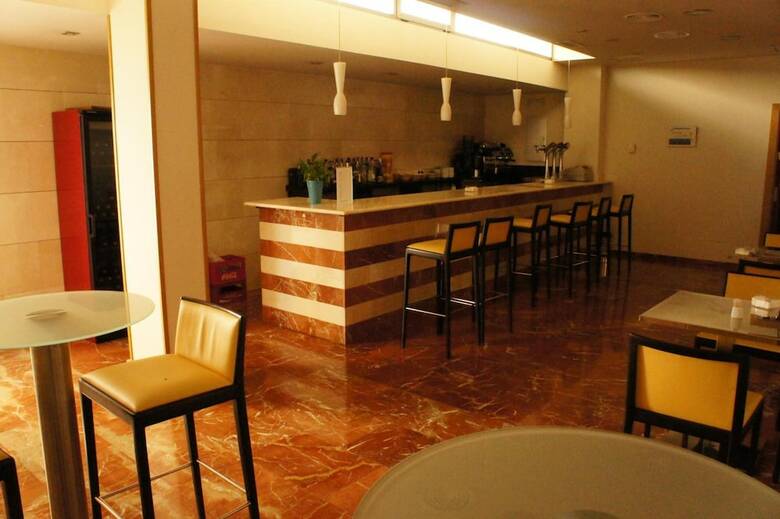 Tch Hotel