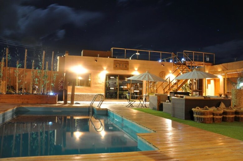 Hostal Pueblo De Tierra