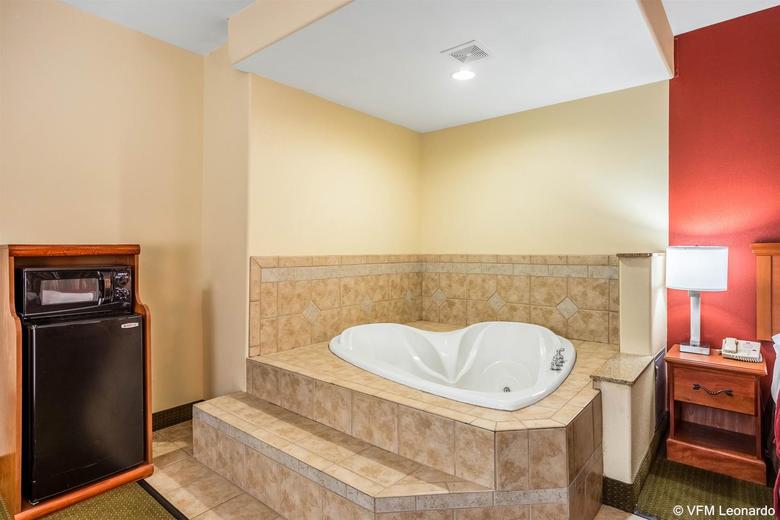 Hotel Comfort Suites Batesville
