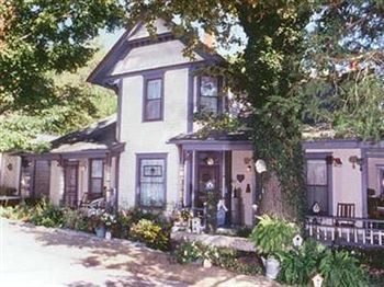 11 Singleton House B&B