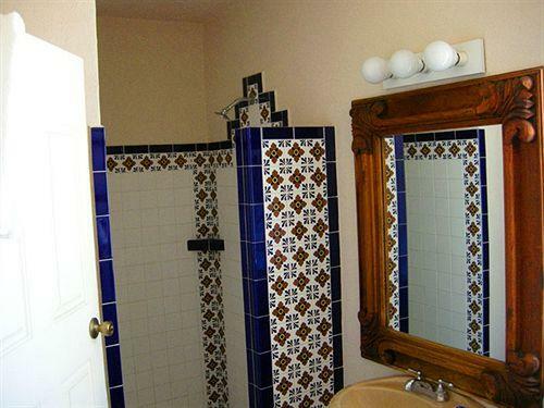Hotel & Suites El Moro