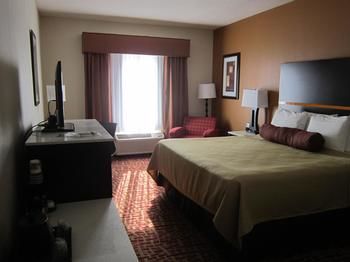 Aspen Hotel And Suites