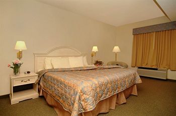 Aspen Hotel And Suites