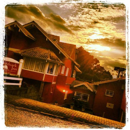 Hotel Aardvark Inn Pousada