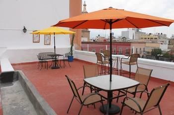 Albergue Hostal El Armario