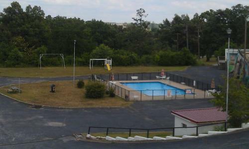 Motel Family Budget Inn Harrison