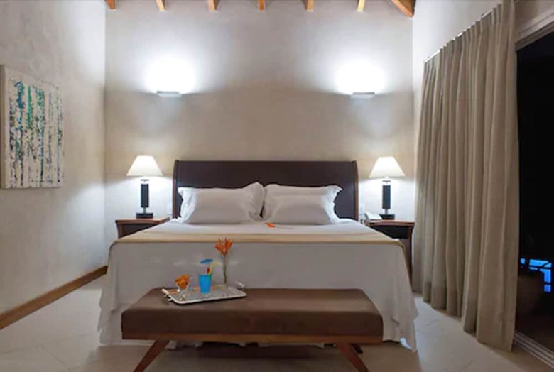 Abayomi Hotel