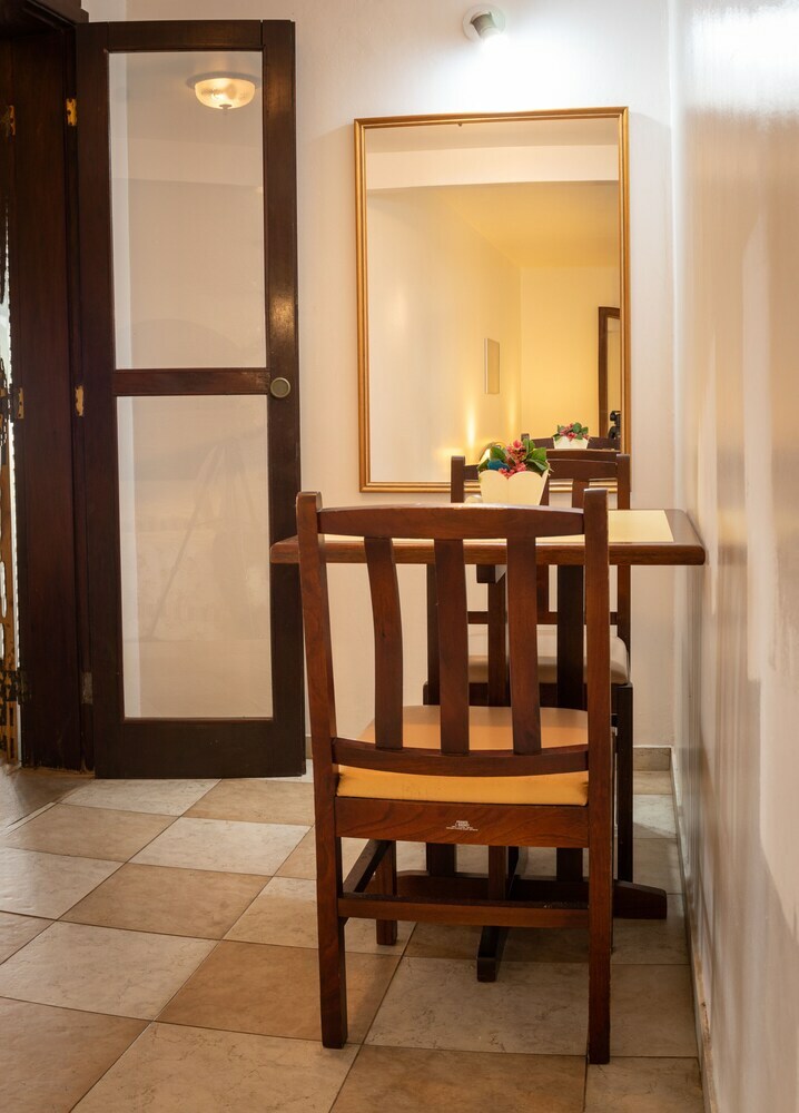 Hostal Pousada Casa Amarela