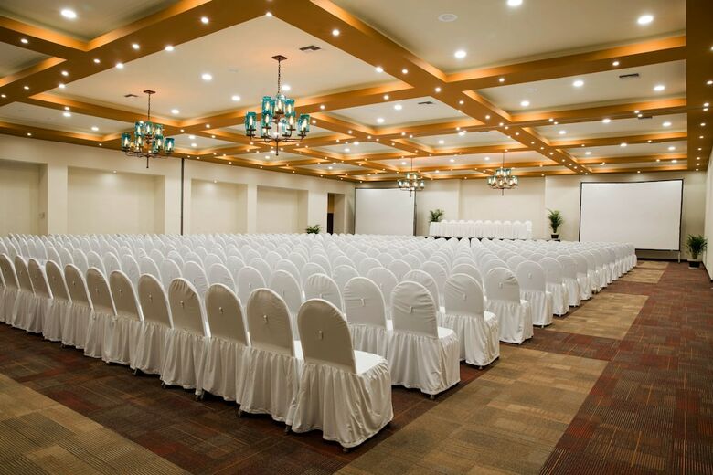 Hotel Tesoro Manzanillo All Inclusive