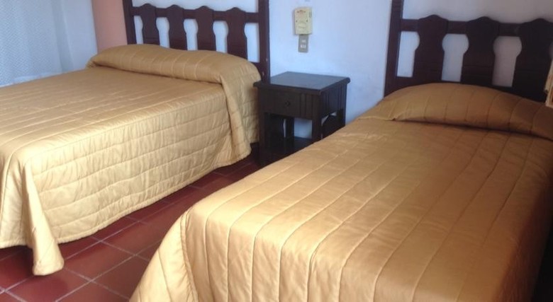 Hotel Las Jacarandas