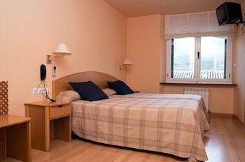 Hotel Villa De Ayerbe
