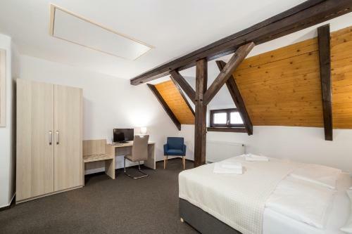 Hostal Pension Galko