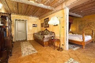 Hotel Kr?�n?v D?m