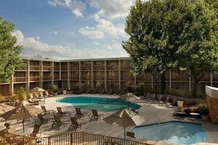 Clarion Hotel Medical Center