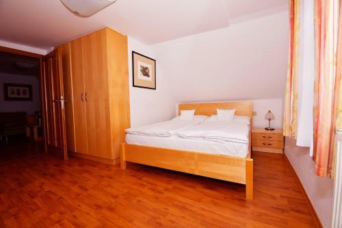 Hostal Penzion Na Ostrov?