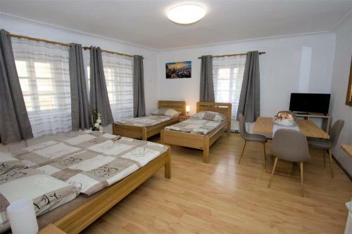 Hostal Pension Rosa