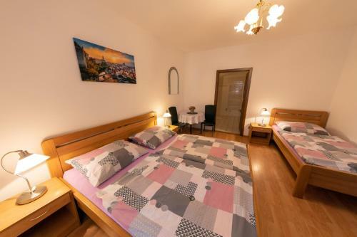 Hostal Pension Rosa