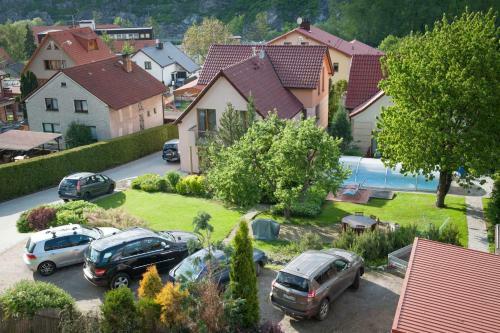Hostal Pension Pod Skalkou