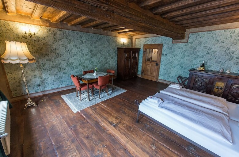 Hostal Alt Straninger