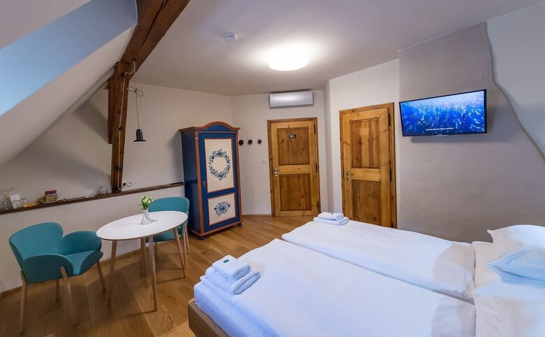 Hostal Alt Straninger