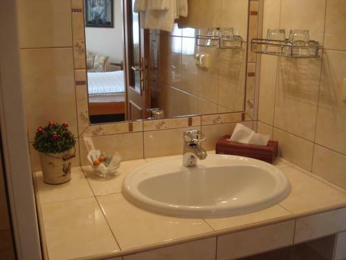 Hostal Rodinn� Pension Antoni