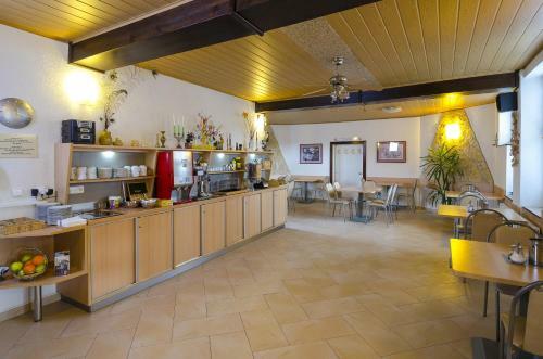 Hostal Penzion Globus
