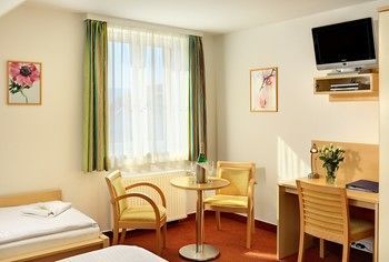 Hostal Penzion Krumlov - Garni Hotel