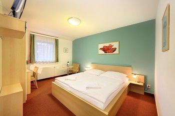 Hostal Penzion Krumlov - Garni Hotel