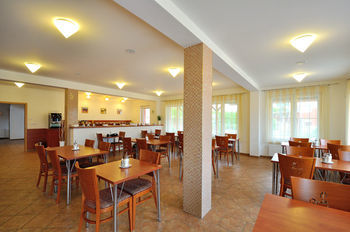 Hostal Penzion Krumlov - Garni Hotel