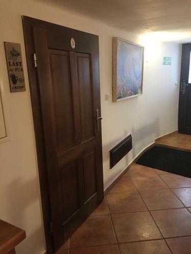 Hostal Pension Wok