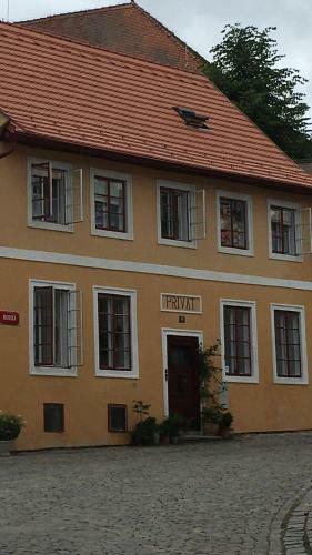 Hostal Privat U Parku