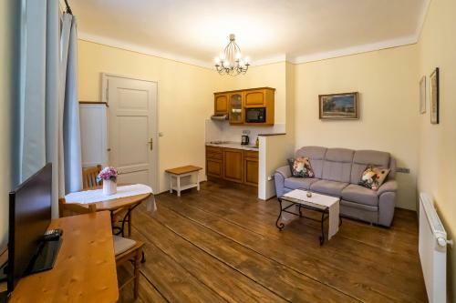 Hostal Penzion Thalleruv Dum