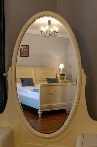 Hostal Penzion Thalleruv Dum
