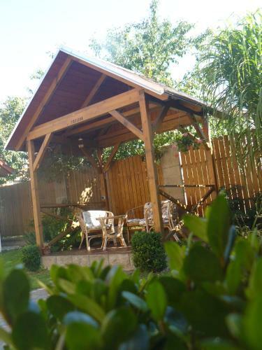 Hostal Pension Maate